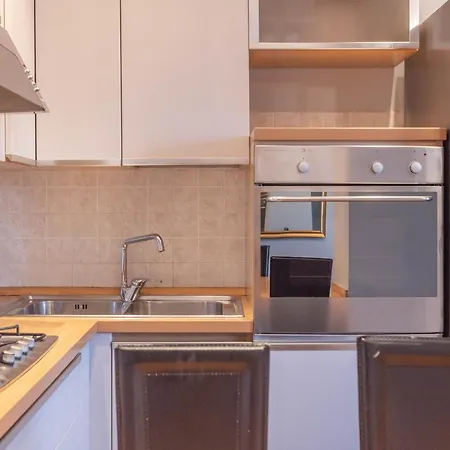 Masini Sky, By Short Holidays Apartment